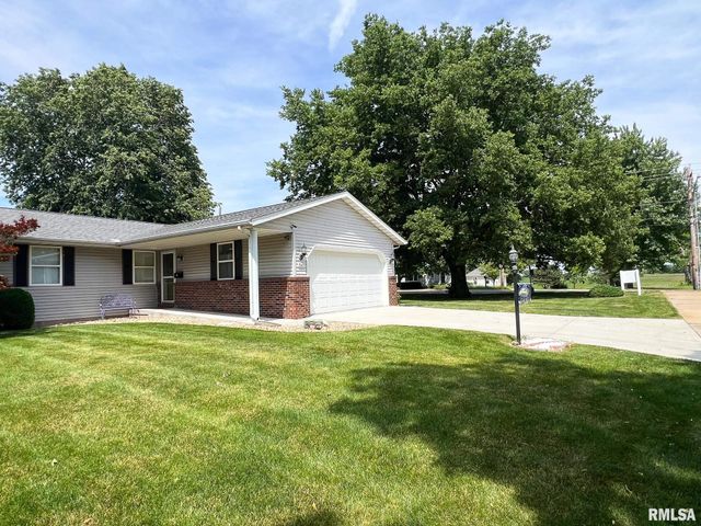 842 N MAIN Street, Washington, IL 61571