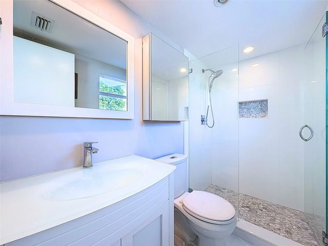 4025 N Federal Highway 227B, Oakland Park, FL 33308