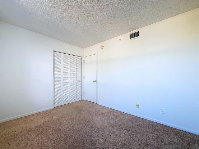 4025 N Federal Highway 227B, Oakland Park, FL 33308