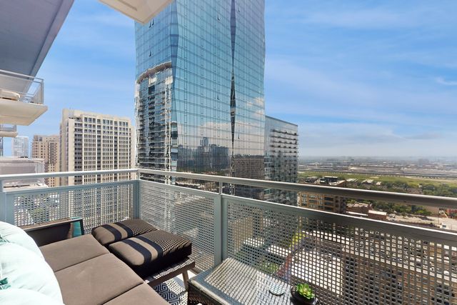 1305 S Michigan Avenue 2004, Chicago, IL 60605