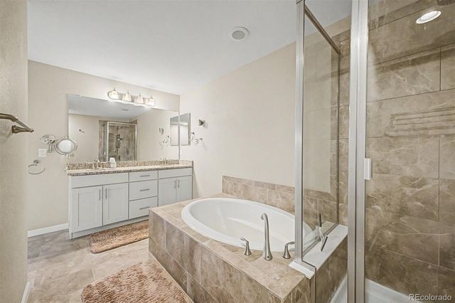1791 S Buchanan Circle, Aurora, CO 80018
