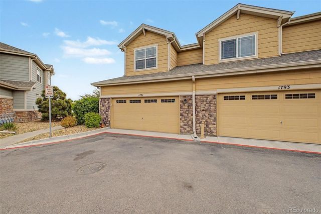 1791 S Buchanan Circle, Aurora, CO 80018