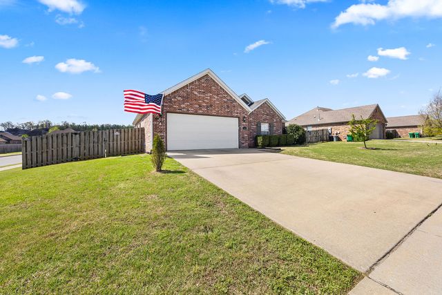 1501 Amber Way, Centerton, AR 72719