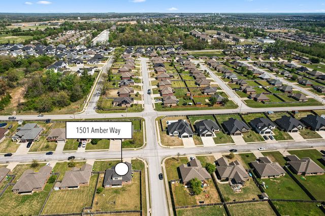 1501 Amber Way, Centerton, AR 72719