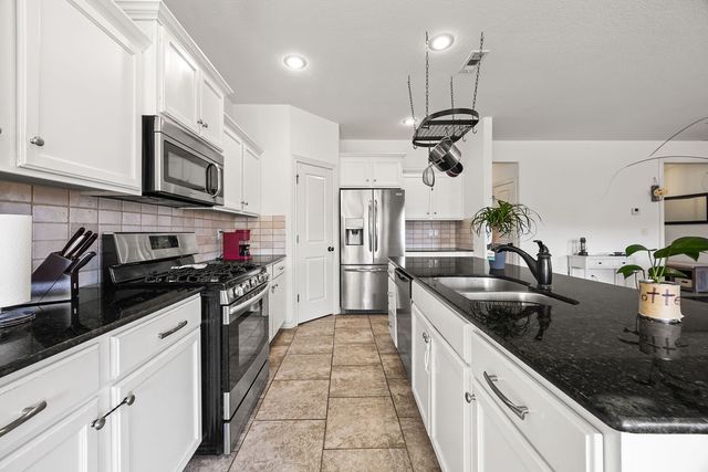 1501 Amber Way, Centerton, AR 72719