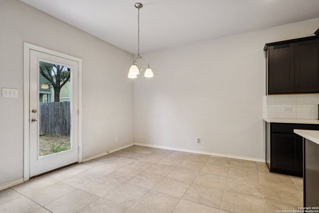 6806 Prue Rd Unit 27, San Antonio, TX 78240