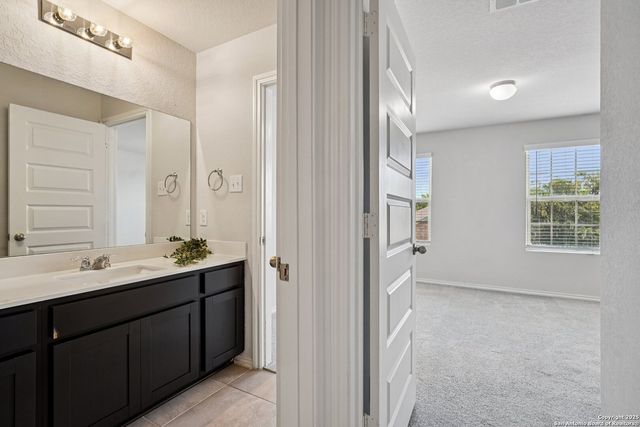 6806 Prue Rd Unit 27, San Antonio, TX 78240