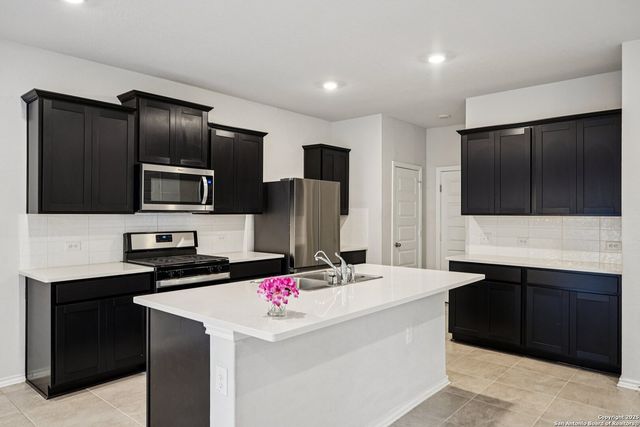 6806 Prue Rd Unit 27, San Antonio, TX 78240