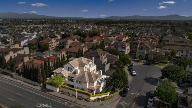 5021 Waverider, Huntington Beach, CA 92649