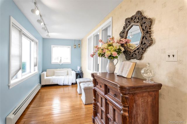 144 Buckingham Place, Lynbrook, NY 11563