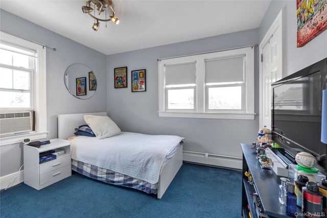 144 Buckingham Place, Lynbrook, NY 11563