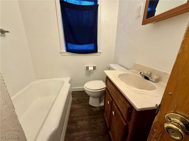 102 Rhoda Avenue, Youngstown, OH 44509