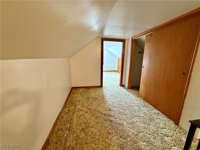 102 Rhoda Avenue, Youngstown, OH 44509