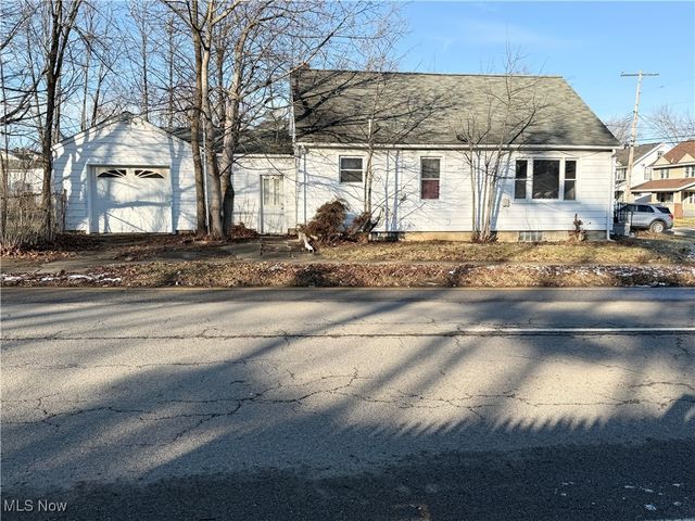 102 Rhoda Avenue, Youngstown, OH 44509