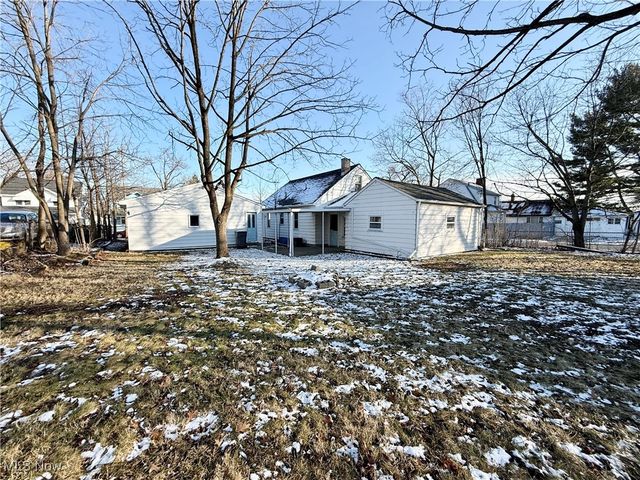 102 Rhoda Avenue, Youngstown, OH 44509