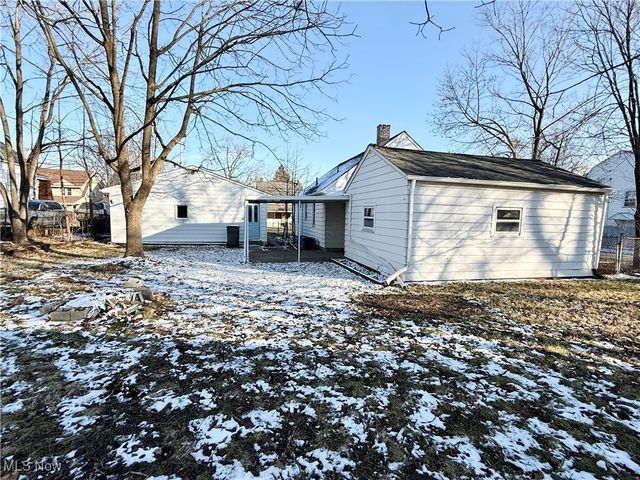 102 Rhoda Avenue, Youngstown, OH 44509