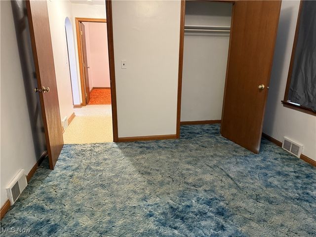 102 Rhoda Avenue, Youngstown, OH 44509