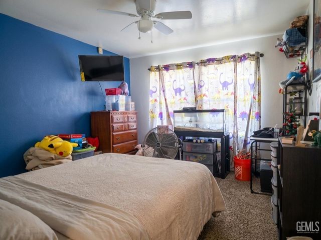 2500 Pine Street, Bakersfield, CA 93301