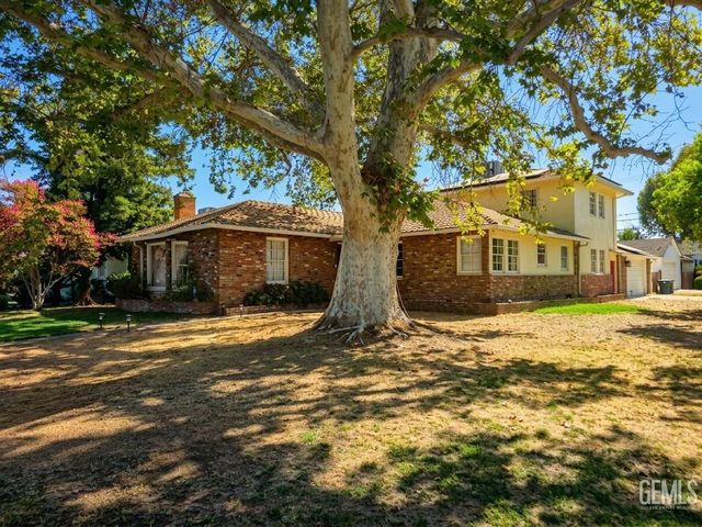 2500 Pine Street, Bakersfield, CA 93301