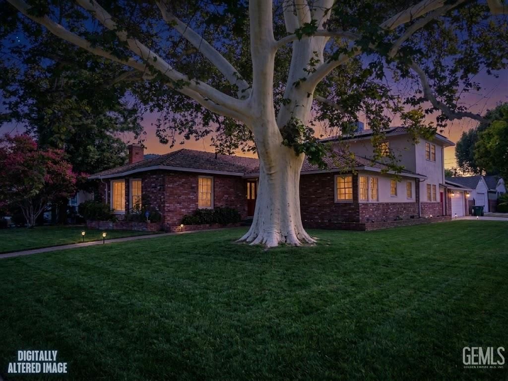 2500 Pine Street, Bakersfield, CA 93301