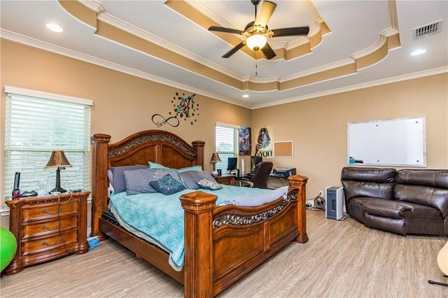 1306 Keenland, Corpus Christi, TX 78418