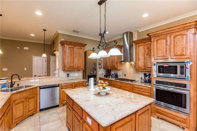 1306 Keenland, Corpus Christi, TX 78418