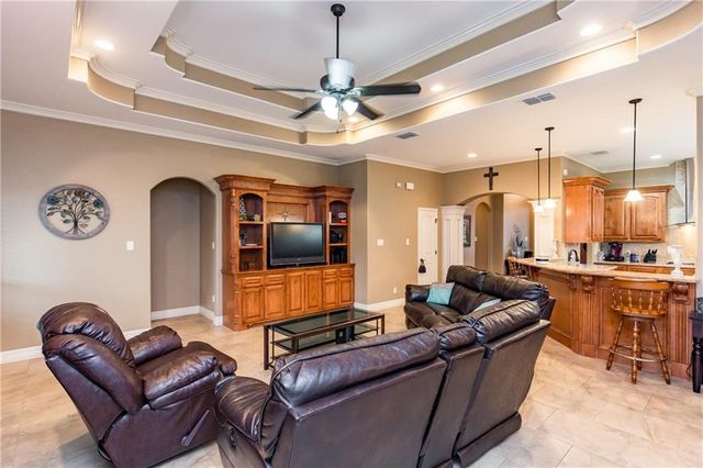 1306 Keenland, Corpus Christi, TX 78418