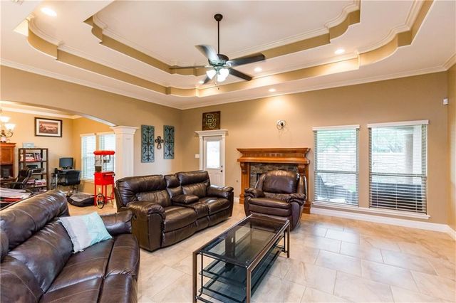 1306 Keenland, Corpus Christi, TX 78418
