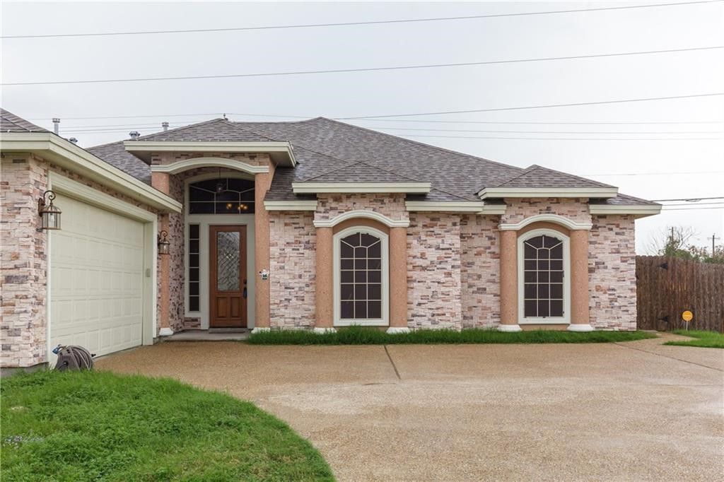 1306 Keenland, Corpus Christi, TX 78418
