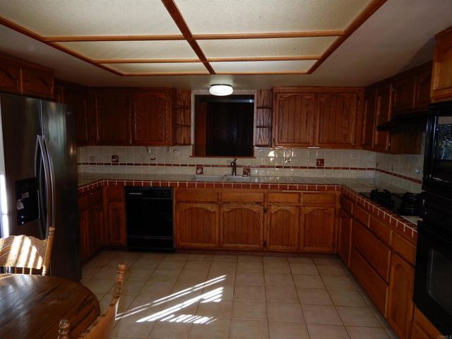 24368 Del Amo Road, Ramona, CA 92065