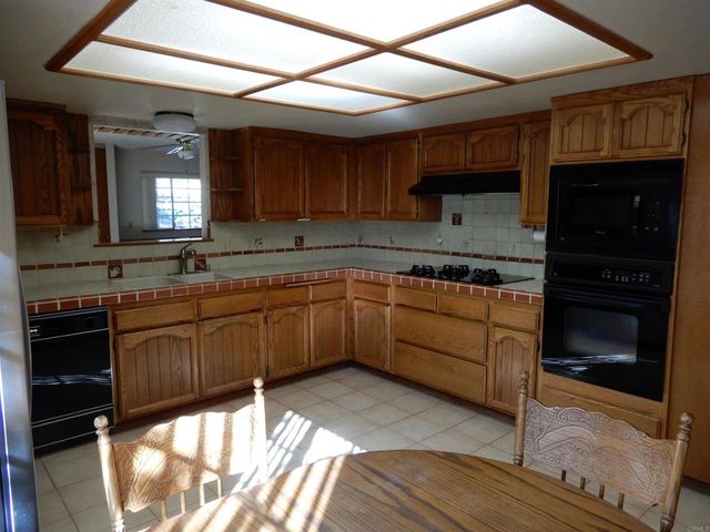 24368 Del Amo Road, Ramona, CA 92065