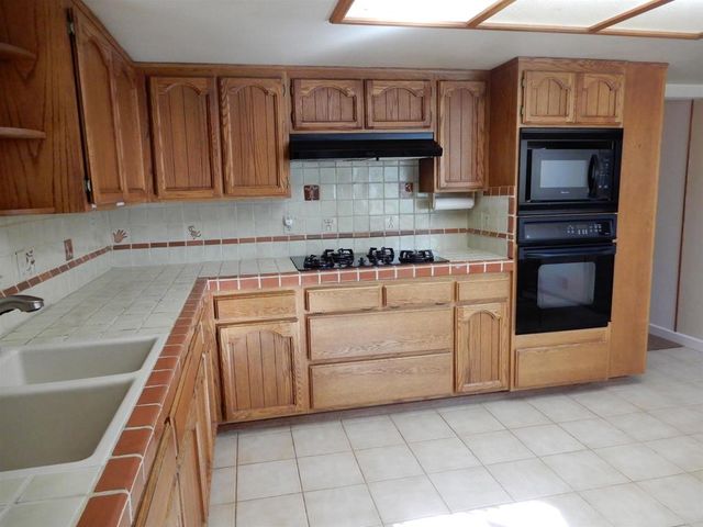 24368 Del Amo Road, Ramona, CA 92065