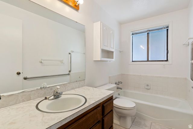 2466 WOODLAND DR, Uintah, UT 84403