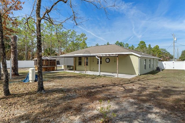 13124 SNOWY PLOVER AVENUE, Weeki Wachee, FL 34614