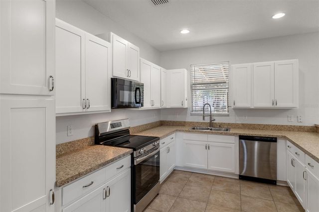 13124 SNOWY PLOVER AVENUE, Weeki Wachee, FL 34614
