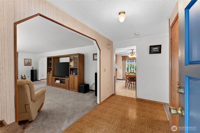 37914 34th Avenue S, Roy, WA 98580