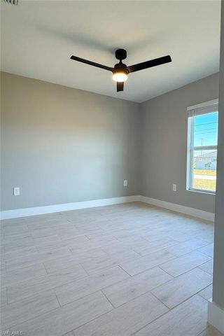 402 NE 31st TER, Cape Coral, FL 33909