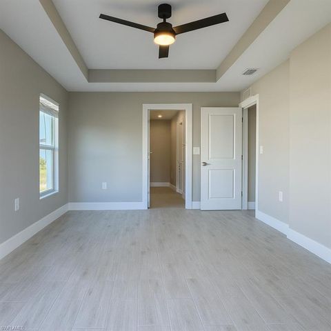 402 NE 31st TER, Cape Coral, FL 33909