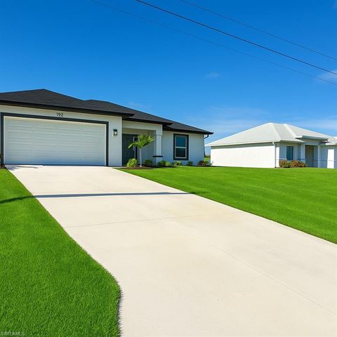 402 NE 31st TER, Cape Coral, FL 33909