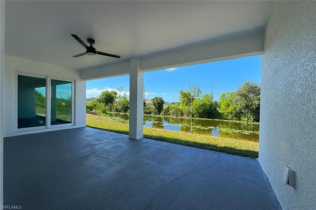 402 NE 31st TER, Cape Coral, FL 33909
