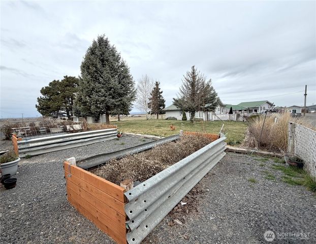 10578 NE 10 Road, Moses Lake, WA 98837