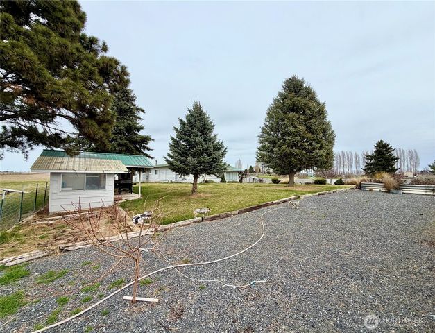 10578 NE 10 Road, Moses Lake, WA 98837