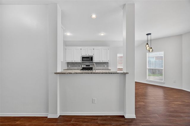 4902 Lake Catherine Court, Richmond, TX 77407