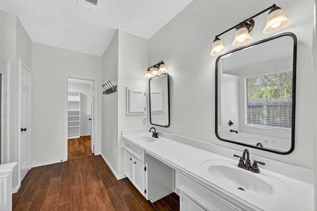 4902 Lake Catherine Court, Richmond, TX 77407