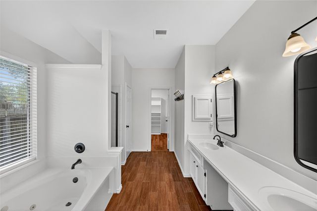 4902 Lake Catherine Court, Richmond, TX 77407