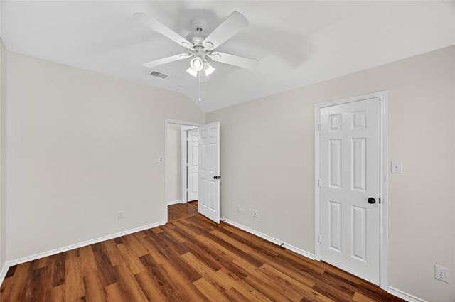 4902 Lake Catherine Court, Richmond, TX 77407