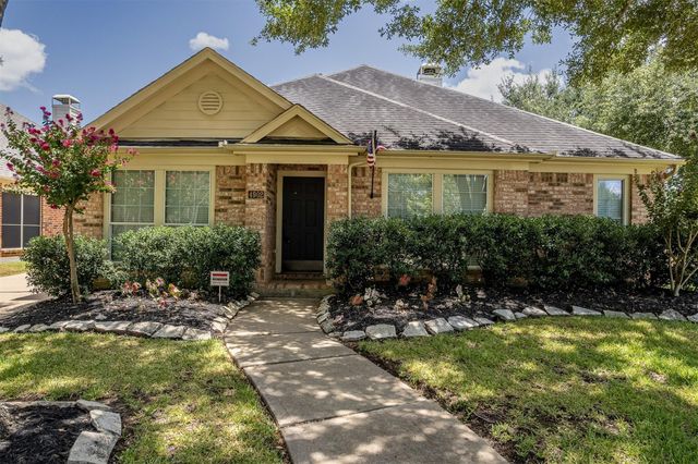 4902 Lake Catherine Court, Richmond, TX 77407