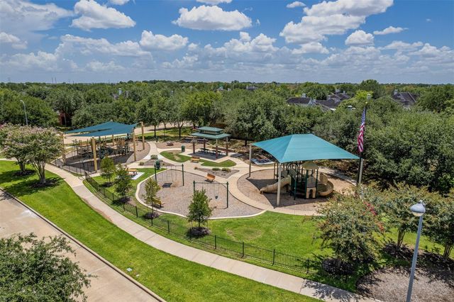 4902 Lake Catherine Court, Richmond, TX 77407