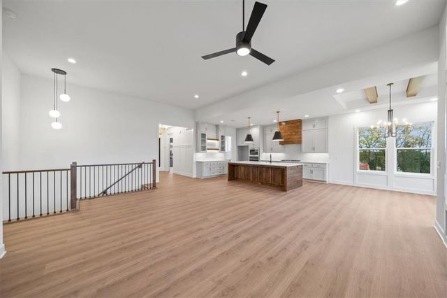 24875 W 145th Place, Olathe, KS 66061