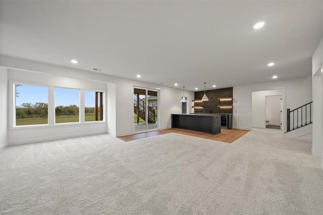 24875 W 145th Place, Olathe, KS 66061